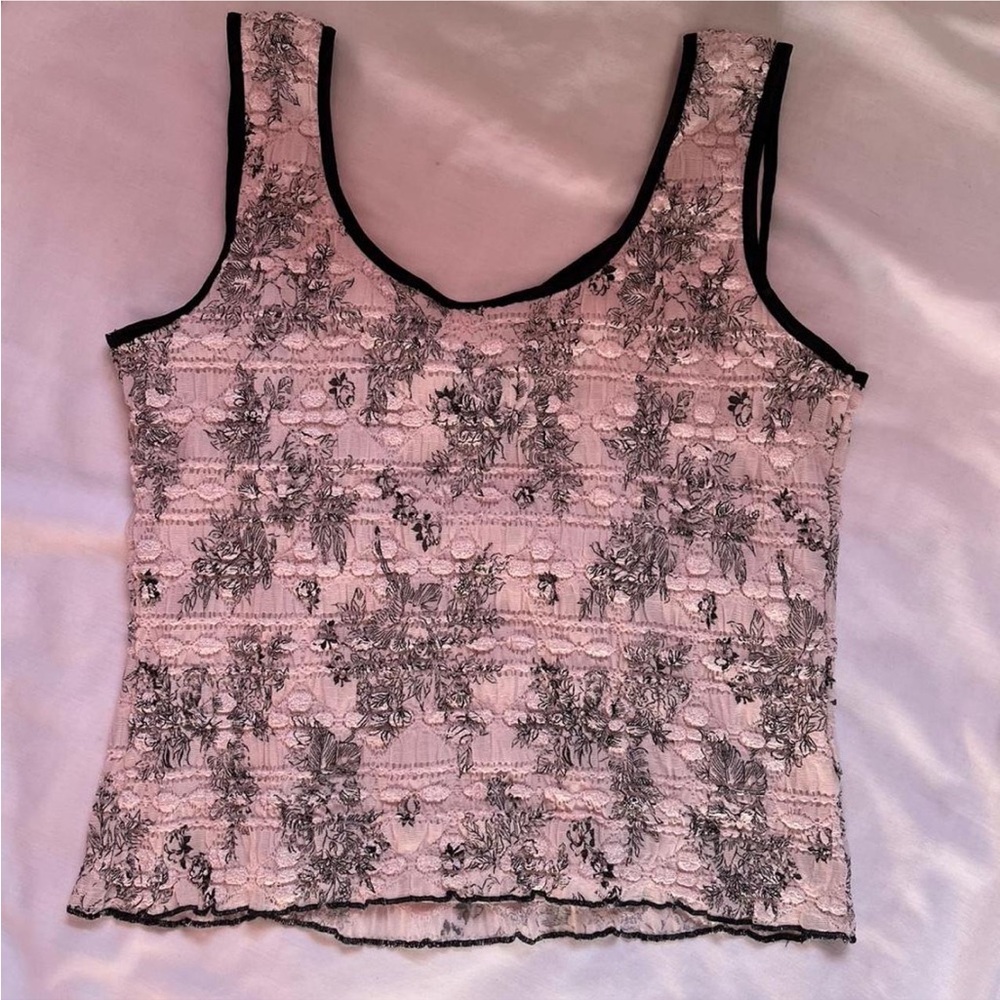 y2k top with lace-up detail and ruffle hem by Dressbarn size L - Picture 7 of 7
